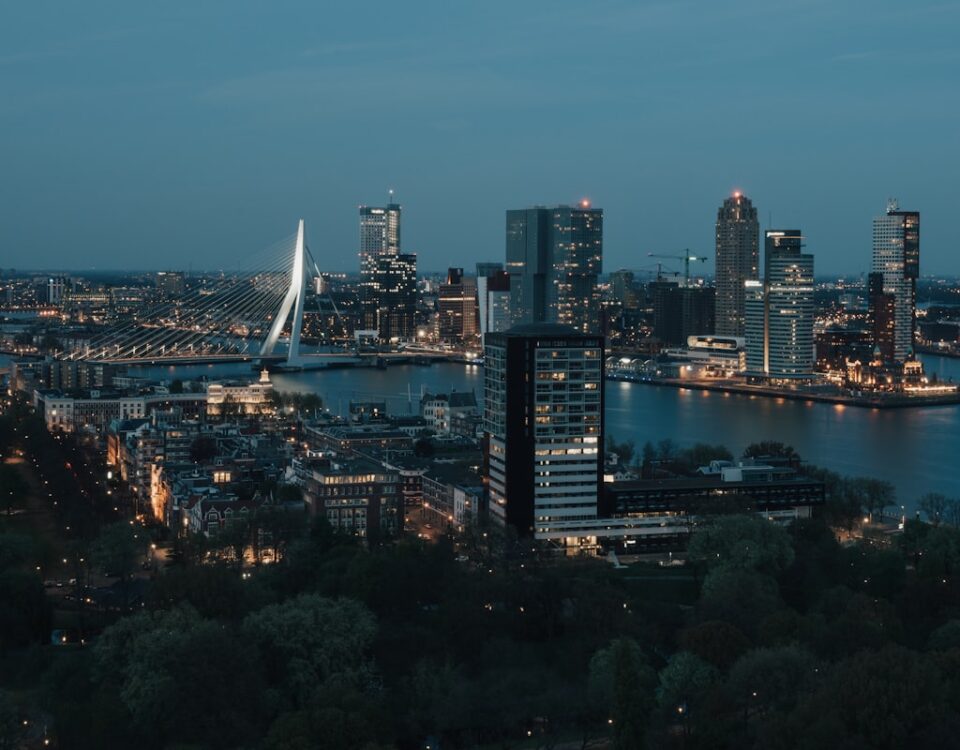 NN Marathon Rotterdam skyline
